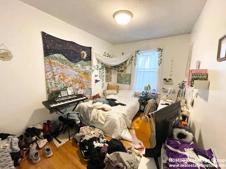 Building Photo - 50 Saint Germain St