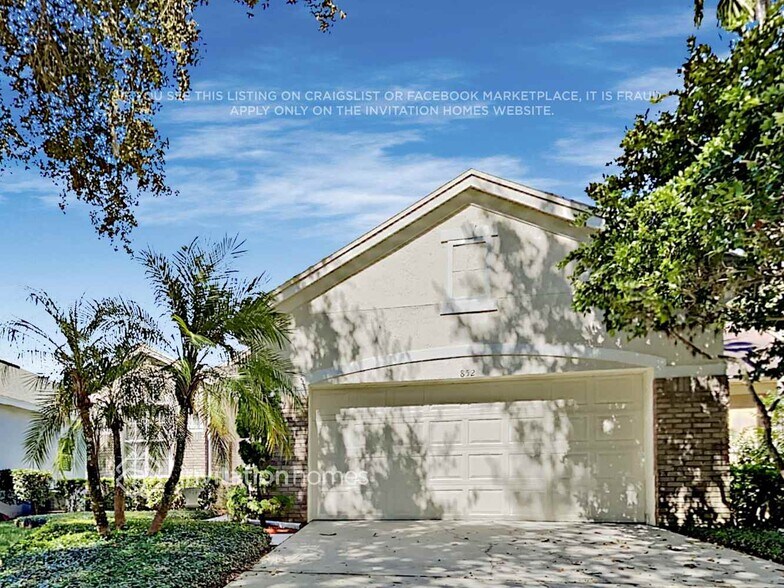 Primary Photo - 852 Lakeworth Cir