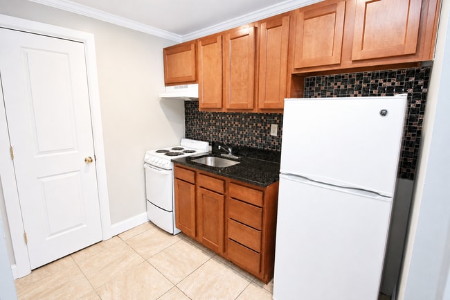 Interior Photo - MCFARLAND--165