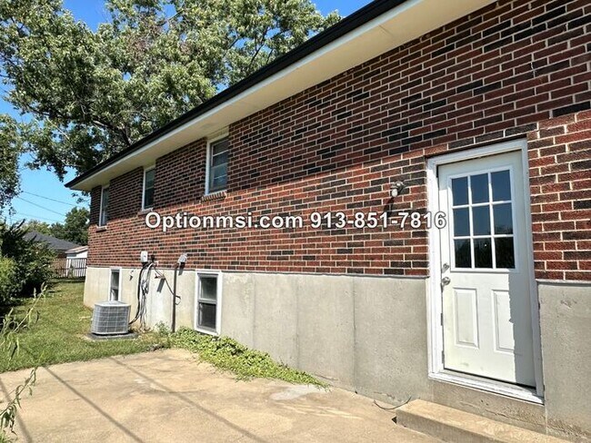 Building Photo - Nook on the Northside!