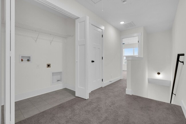 Building Photo - 119 Front Rdg Cir