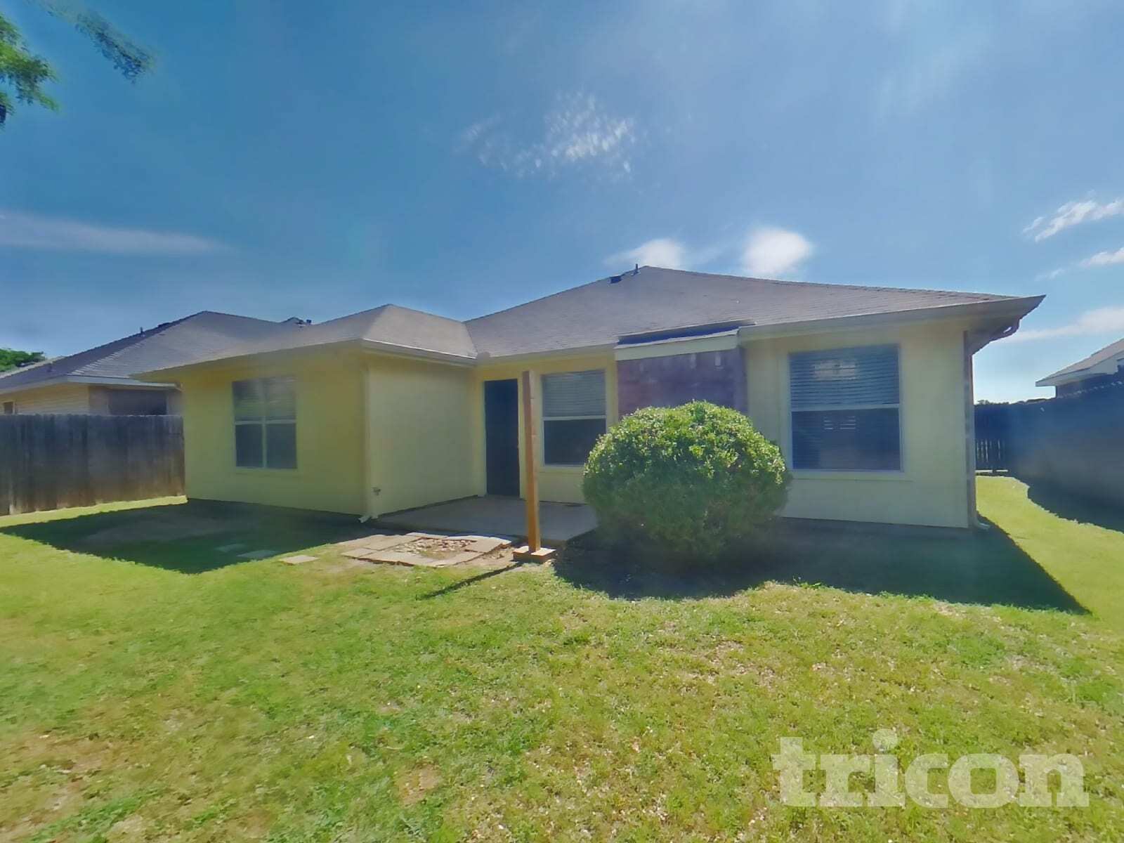 Building Photo - 1409 Mallard Dr