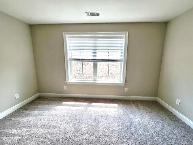 Building Photo - 8506 Melbourne Way