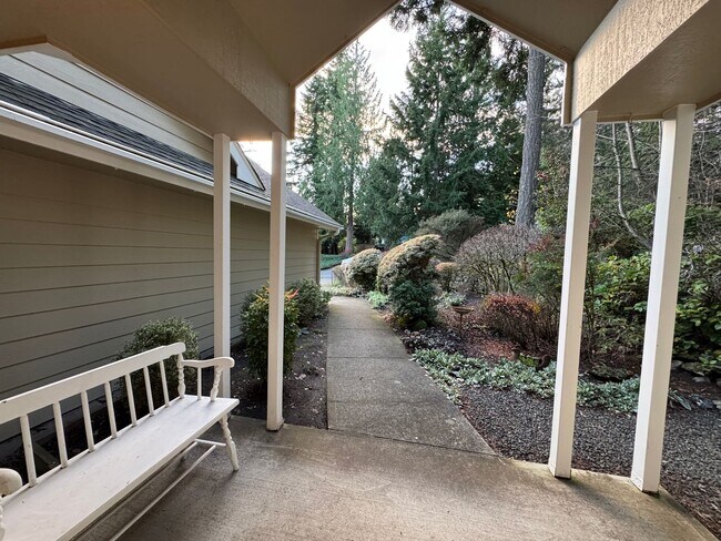 Building Photo - 20780 Terasse Dr NW