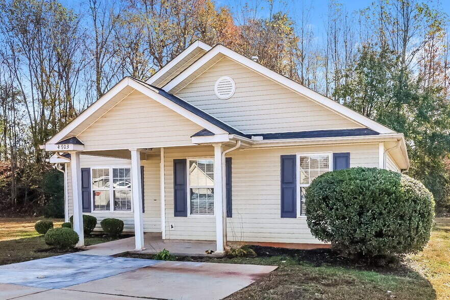 Building Photo - 4703 Tumbleweed Ct