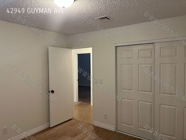Building Photo - 42949 Guyman Ave