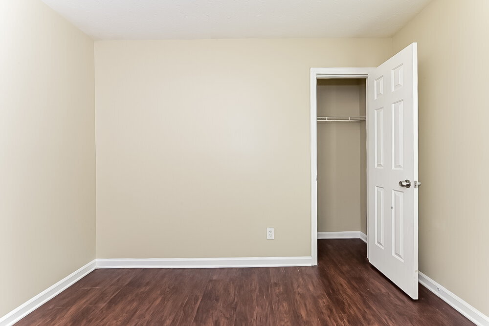 Building Photo - 3122 Chippewa Dr