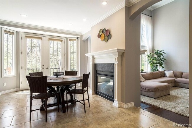 Building Photo - 4906 Stonehenge Dr