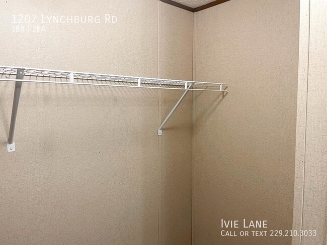 Building Photo - 1207 Lynchburg Rd