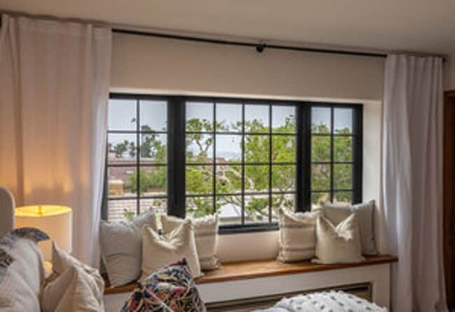 Building Photo - 1 Bed Condo in the Heart of Carmel-by-The-...