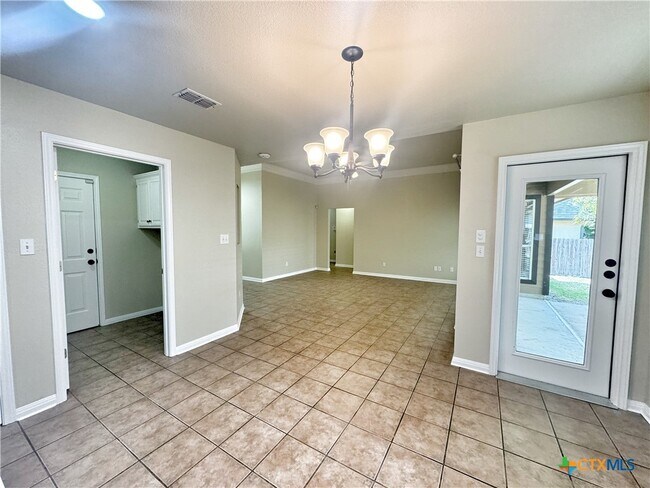 Building Photo - 2062 N Ranch Estates Blvd