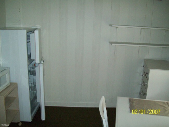 Building Photo - Studio, 1 bath  - 10100 S. Saginaw rd temp-ho