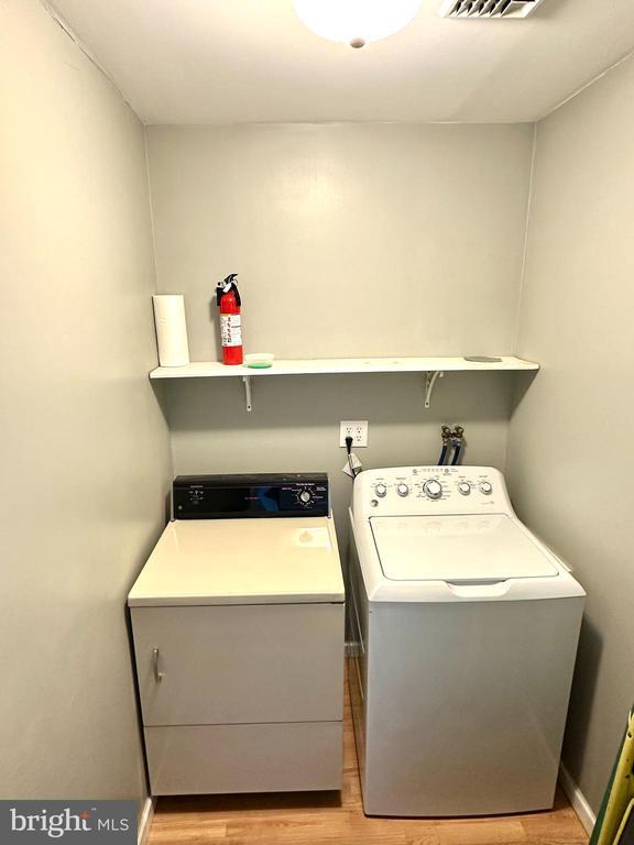 Building Photo - 4672 Umbria St