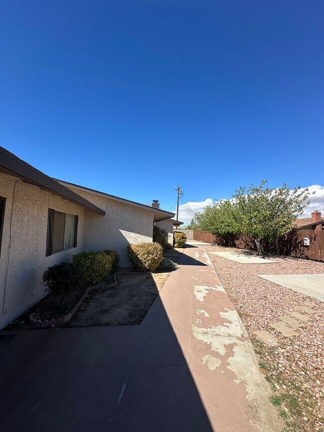 Building Photo - 13176 Navajo Rd
