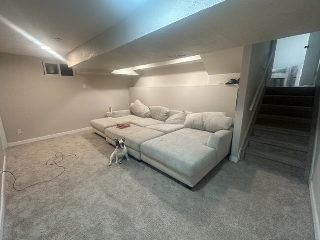 Building Photo - 600 Kipling Pky