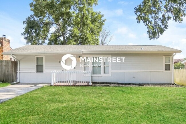 Primary Photo - 3 Bedroom Pet-Friendly Home in Kansas City...