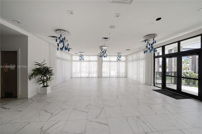 Building Photo - 8167 NW 41st St