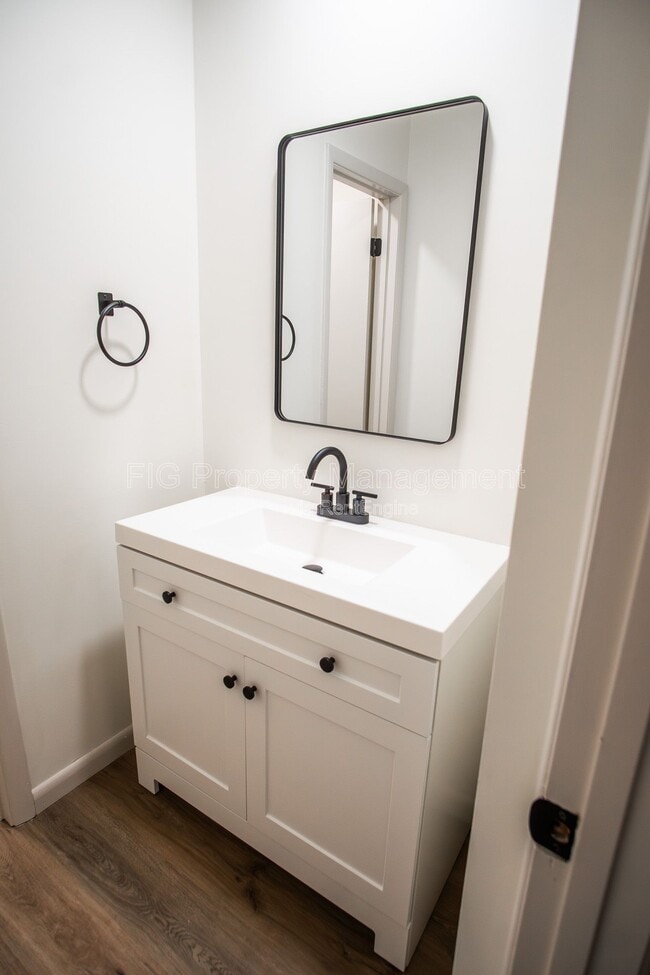 Building Photo - 3112 E Governor John Sevier Hwy