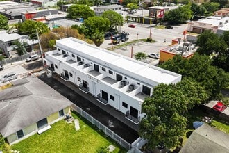 Building Photo - 724 NW 55th Terrace