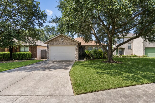 Building Photo - 2 Bedroom/ 1 Bath Bridgewood Subdivision