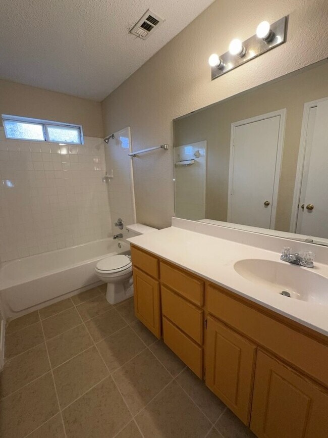 Building Photo - 4Bd/2Ba in Killeen, TX!