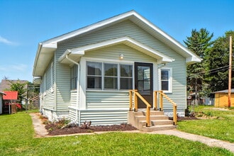 Building Photo - 3706 Oliver St