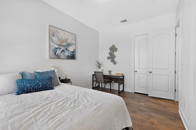 Building Photo - 3904 Piana Pl