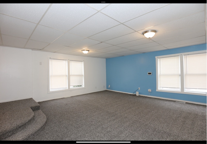 Building Photo - 2861 S Roena St