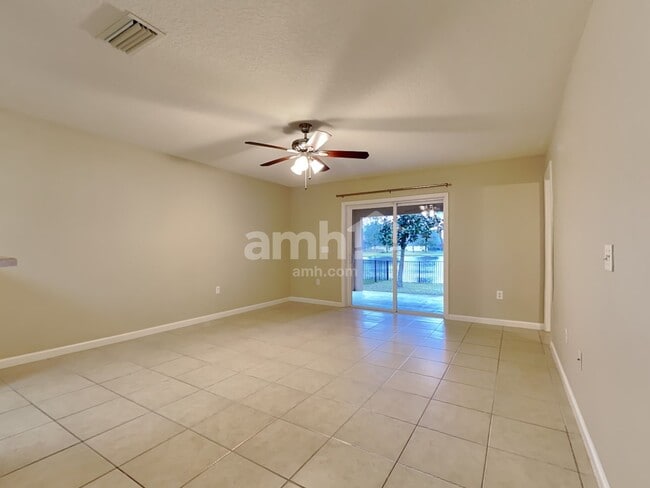 Building Photo - 72 Twin Lakes Drive