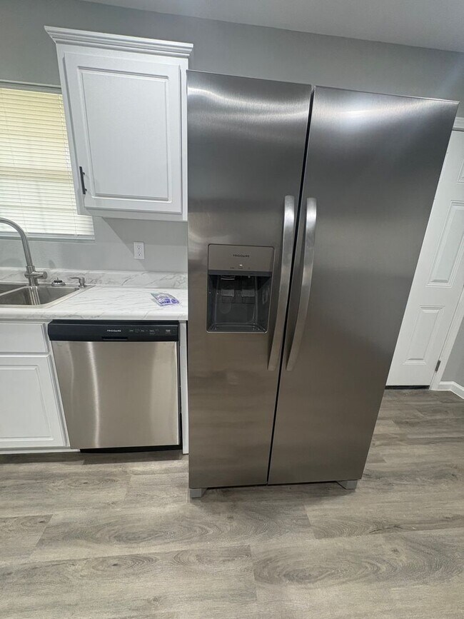 Building Photo - 3 Bed 2 Bath New Construction Home - Comin...