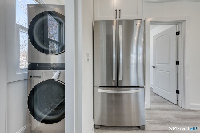 Building Photo - 44 Wallace Row