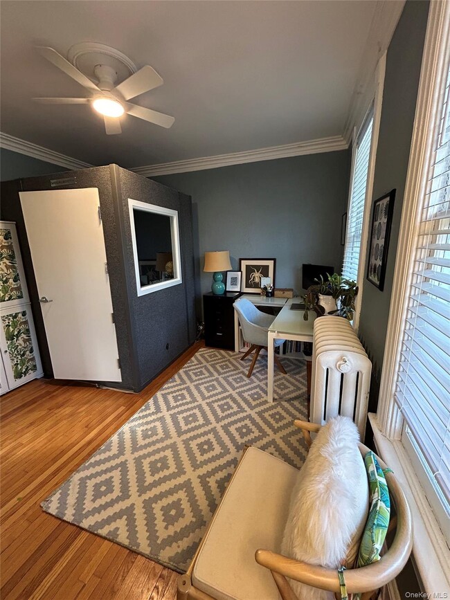 Building Photo - 29 Dale Ave