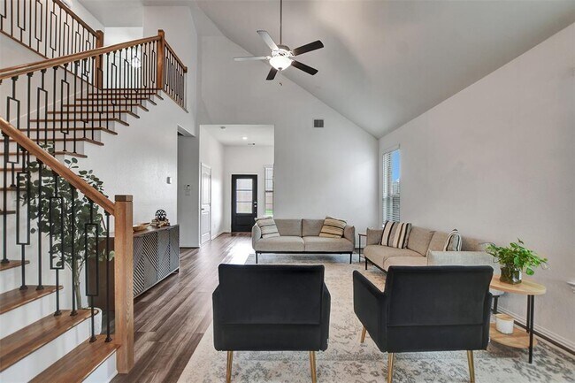 Building Photo - 6251 Briarstone Valley Ln