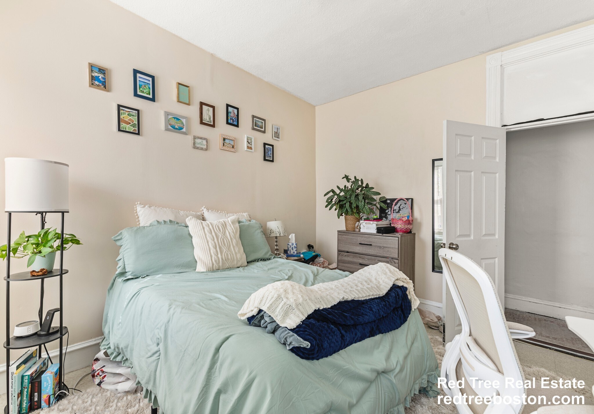 Building Photo - 175 River St