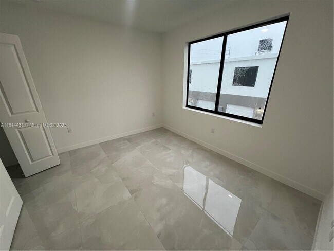 Building Photo - 14617 SW 262nd St