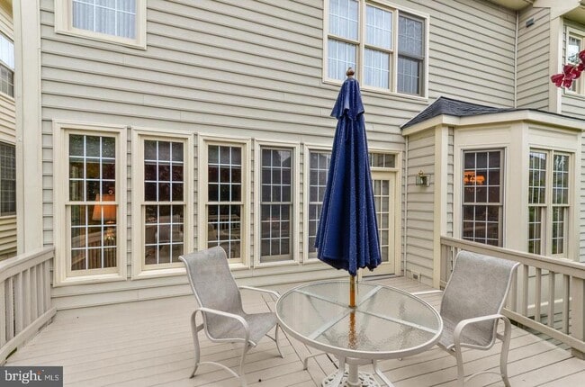 Building Photo - 10417 Snow Point Dr