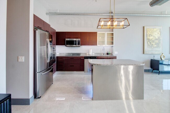 Building Photo - 3029 NE 188th St