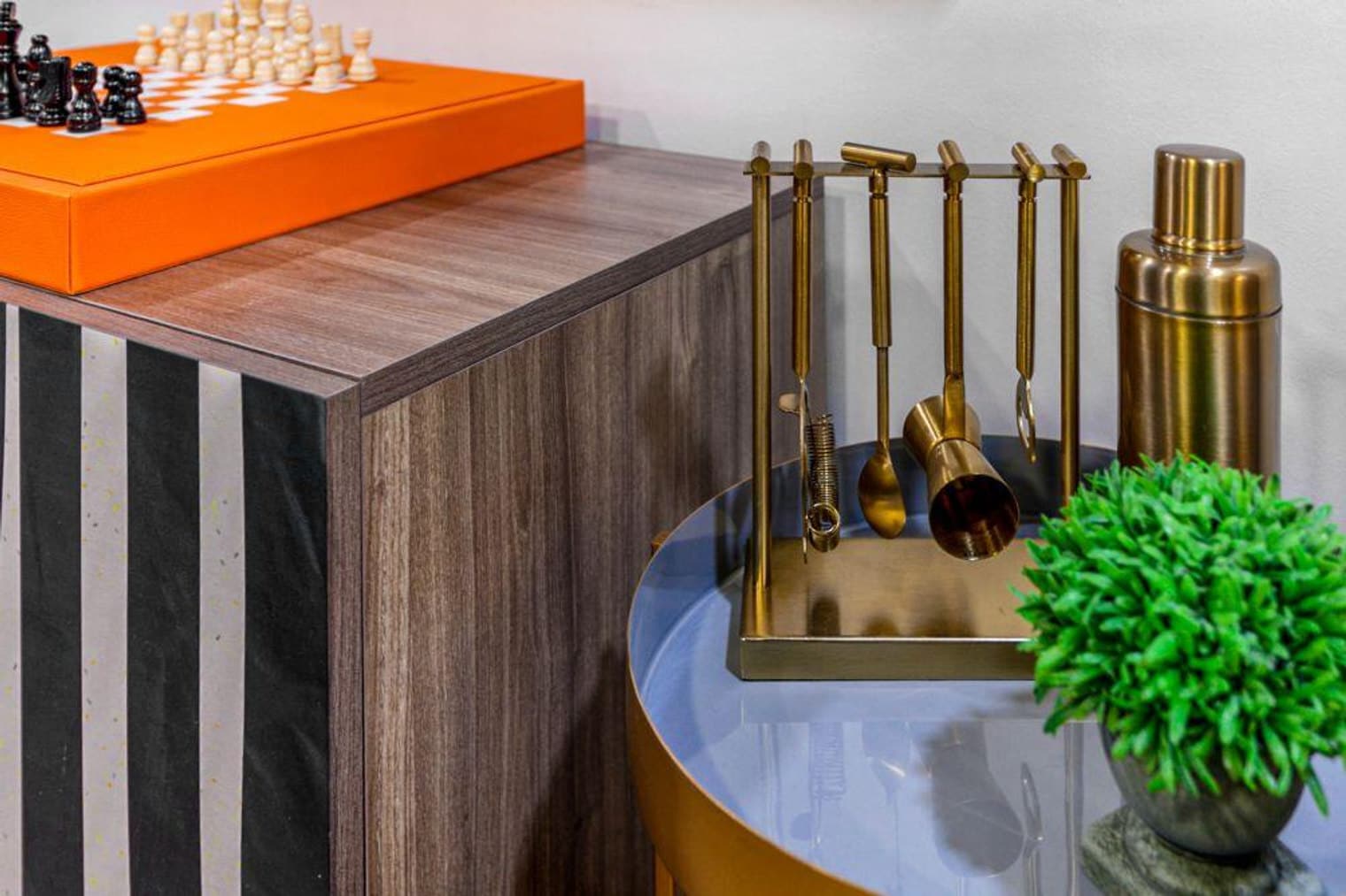 Building Photo - 611 Commerce St