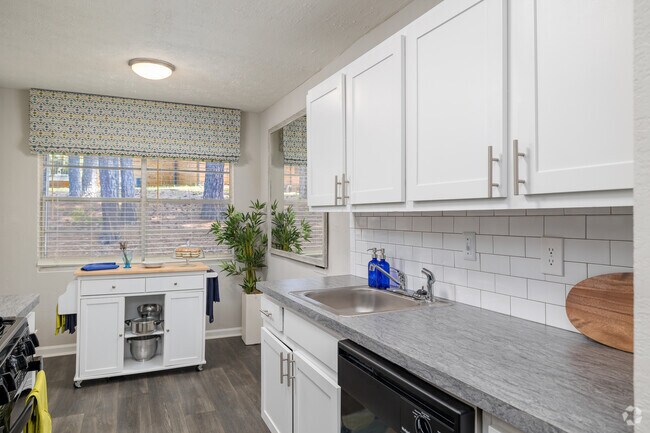 Interior Photo - Reserve At Birch Creek