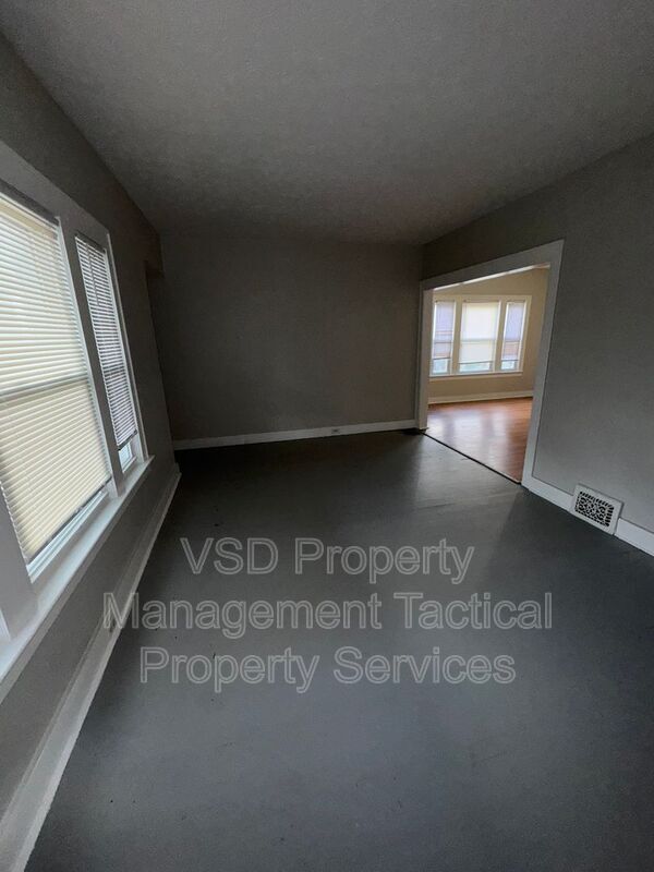 Building Photo - 13436 Hartford Rd