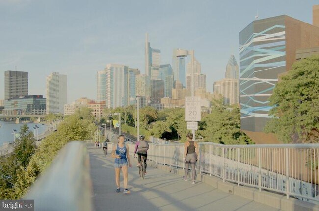 Building Photo - 139 N 23rd St