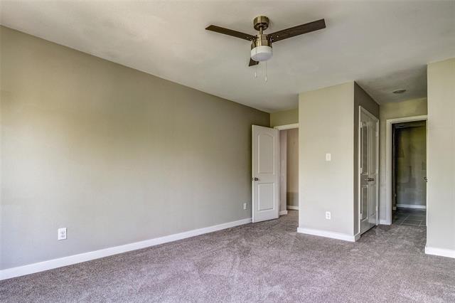 Building Photo - 3266 Wexford Dr