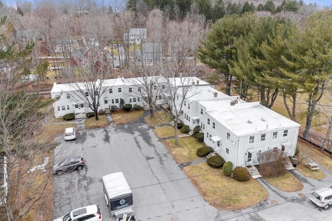 Building Photo - 62 Spruce St