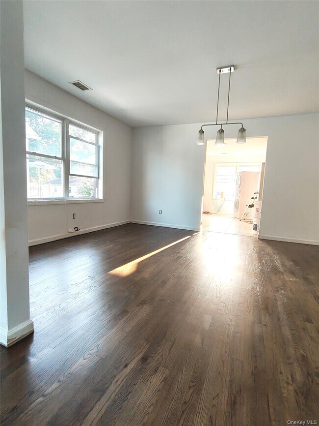 Building Photo - 201 Truman Ave