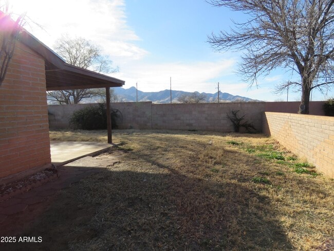 Building Photo - 1233 Terra Dr