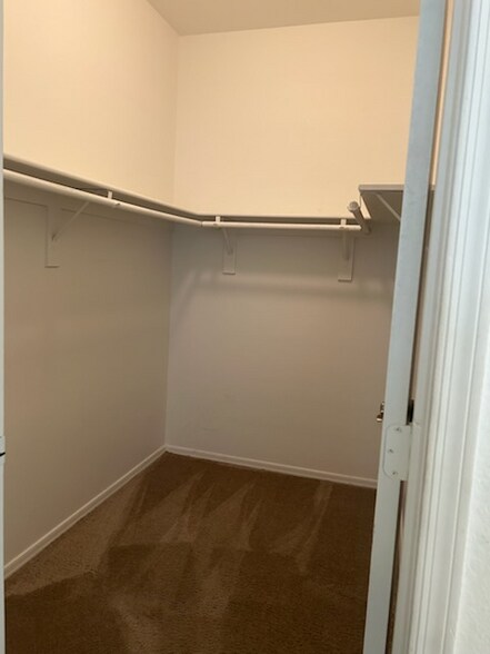 Building Photo - 13700 N Fountain Hills Blvd