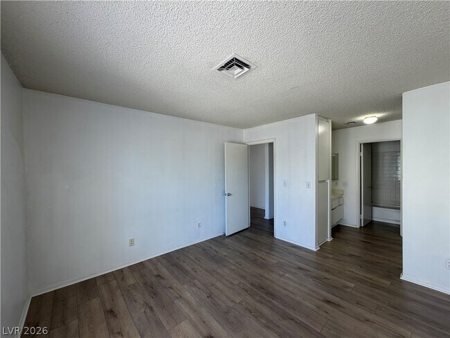 Building Photo - 4878 Nara Vista Way