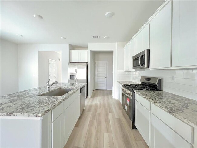 Building Photo - 8312 Bristlecone Pne Wy