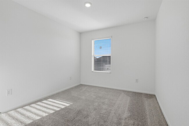 Building Photo - 15317 Dapple Blf Ln