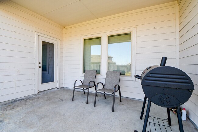 Building Photo - 21602 Zydeco Ct